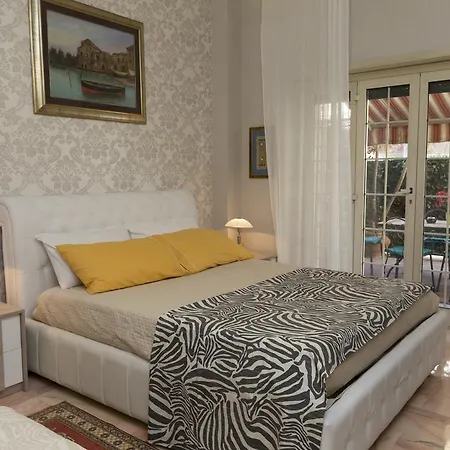 Apartment Chigi Rome