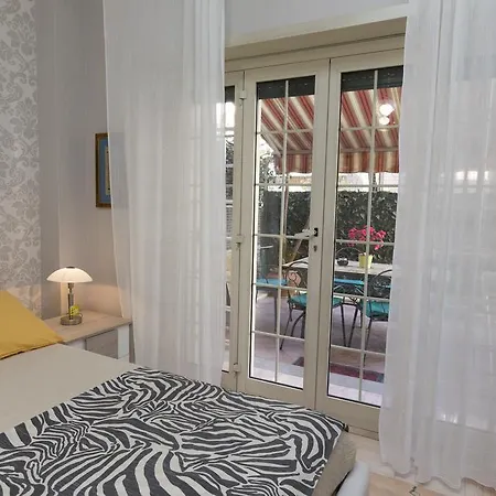 Apartment Chigi Rome